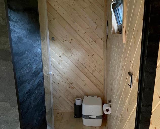 Obytny Kontejner Cabin Stars Zátor المظهر الخارجي الصورة