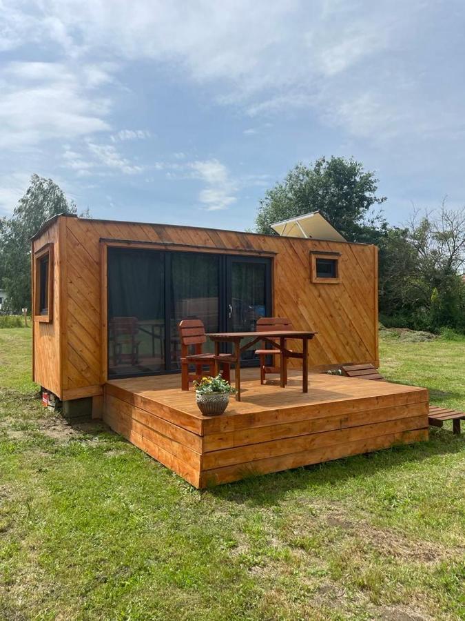 Obytny Kontejner Cabin Stars Zátor المظهر الخارجي الصورة